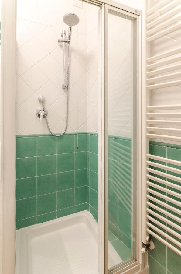 Appartement Flat 13: Elegante E Luminoso Con Terrazzo Privato à Bologne Extérieur photo