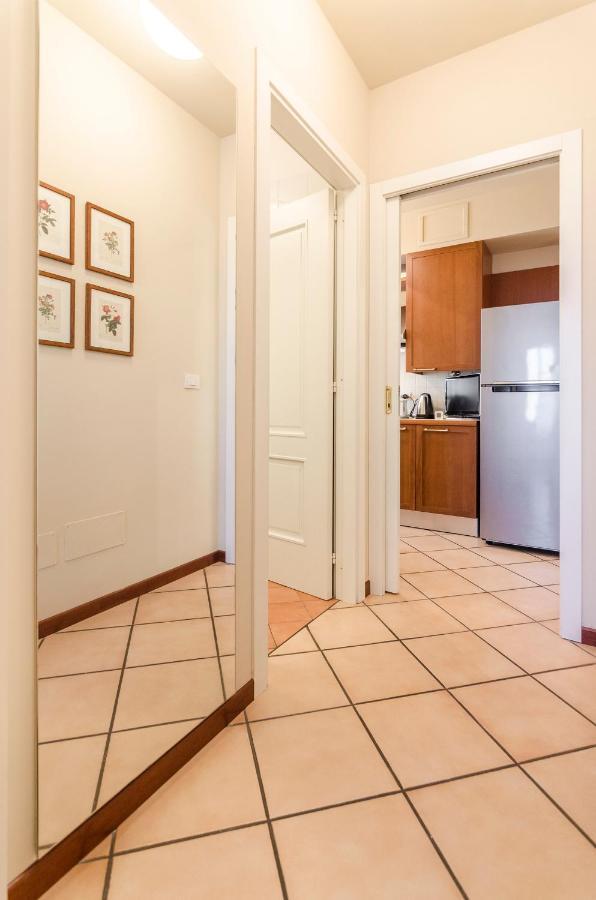Appartement Flat 13: Elegante E Luminoso Con Terrazzo Privato à Bologne Extérieur photo