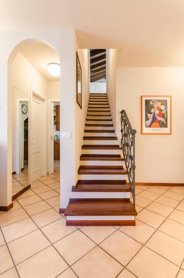 Appartement Flat 13: Elegante E Luminoso Con Terrazzo Privato à Bologne Extérieur photo