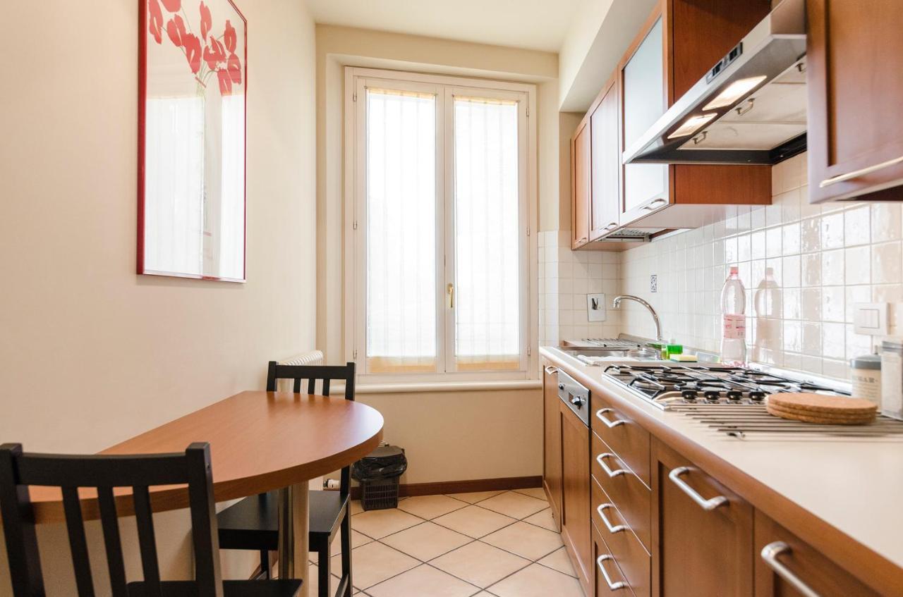 Appartement Flat 13: Elegante E Luminoso Con Terrazzo Privato à Bologne Extérieur photo