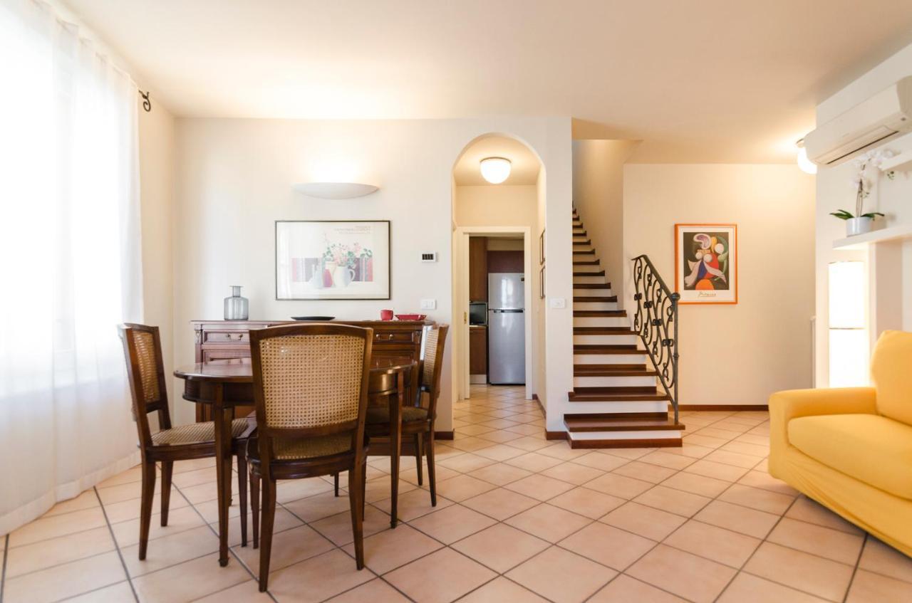 Appartement Flat 13: Elegante E Luminoso Con Terrazzo Privato à Bologne Extérieur photo